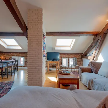 Le Toulousain By Cocoonr *